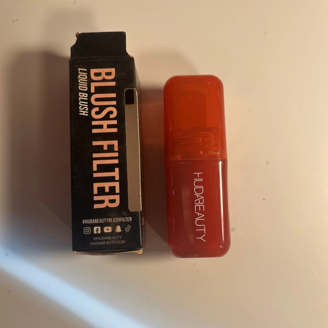 Huda Beauty Blush Filter Liquid Blush