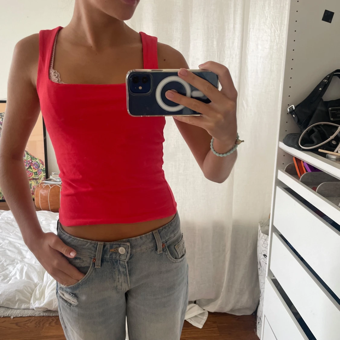 Röd linnetopp från Gina Tricot XS