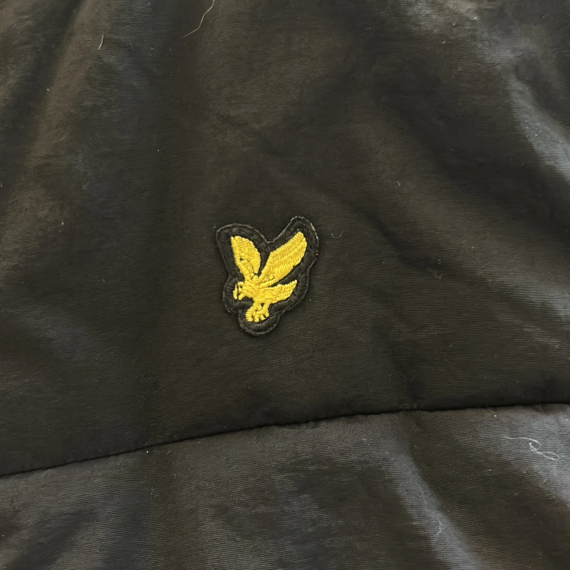 Svart dunväst från Lyle & Scott - 3