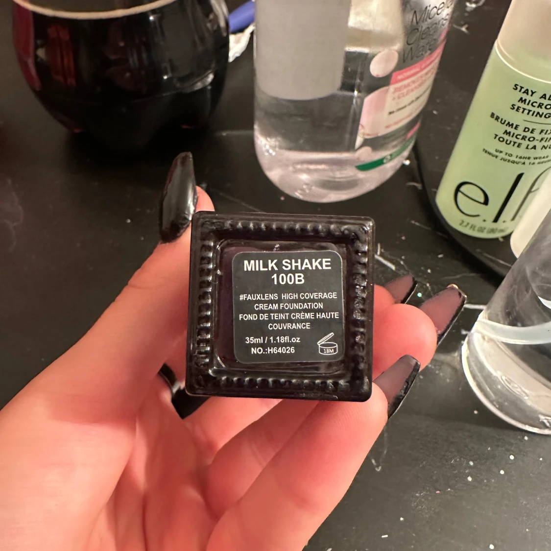 Huda Beauty Foundation - 2