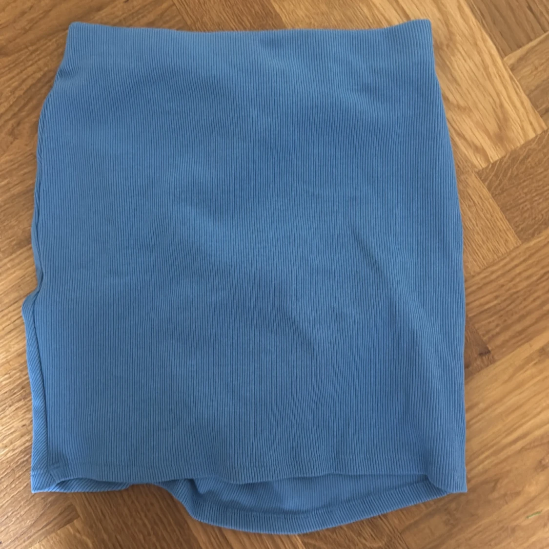 Blå ribbad kjol från Zara - 1