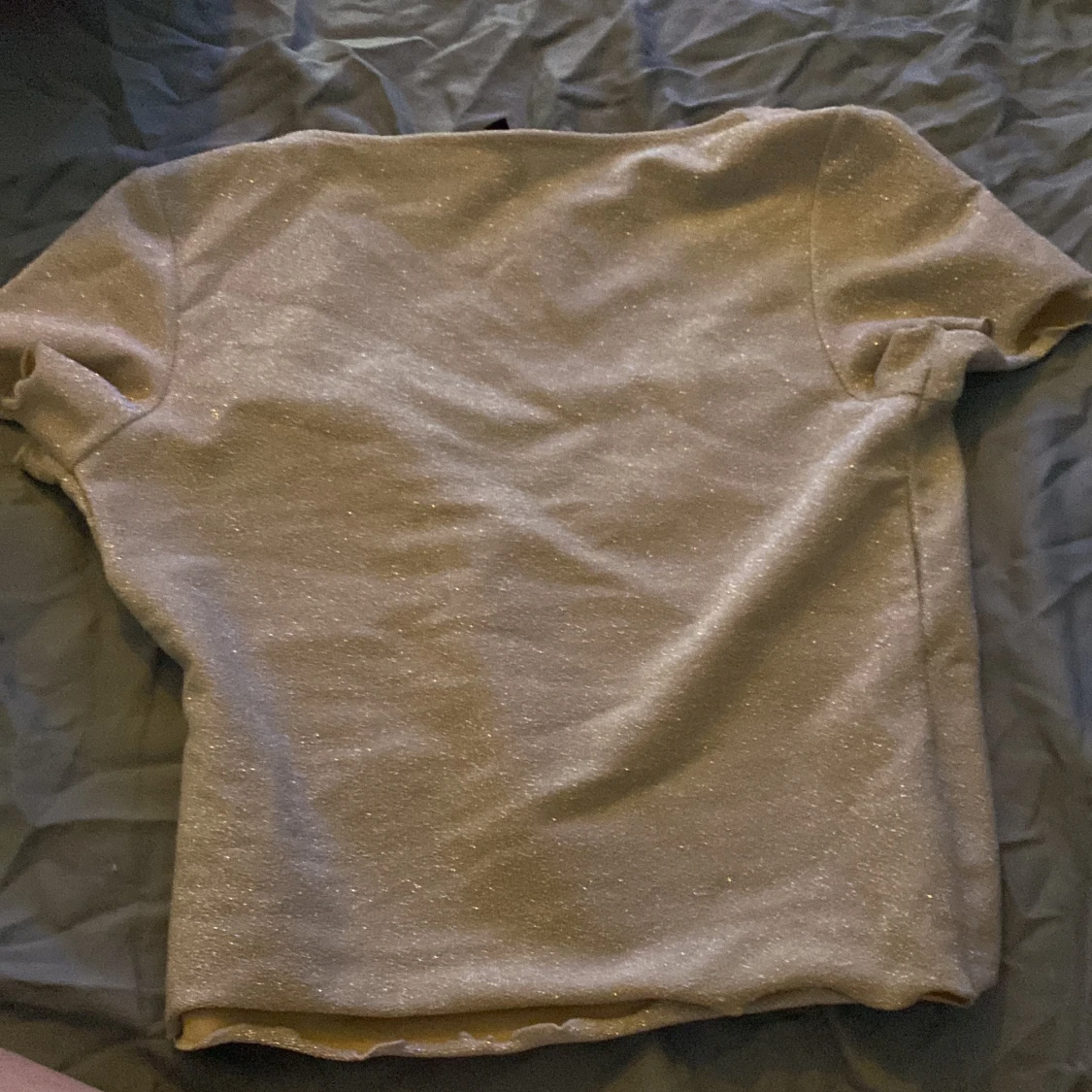 Glittrig omlottopp från H&M Divided XS - 1