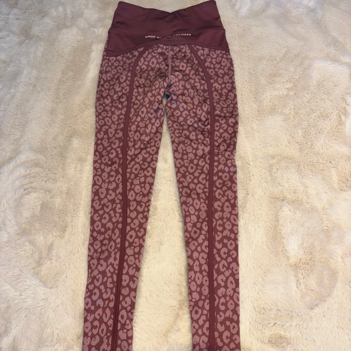 Leopardmönstrade leggings från DOM - 1