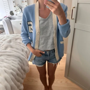 Sandro kofta  - Jättefin kofta från Sandro. I fint skick. 