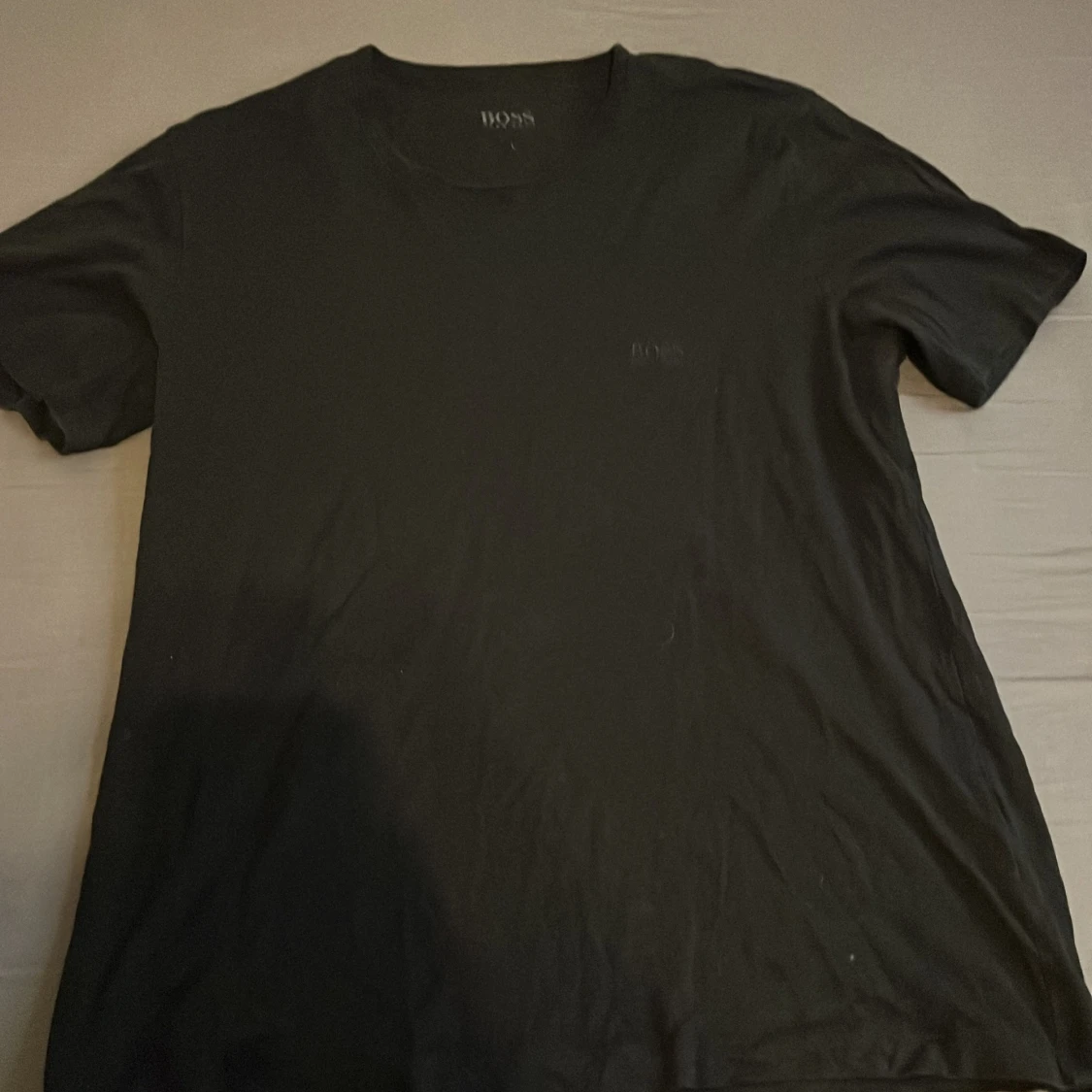 Svart t-shirt från Hugo Boss - 1
