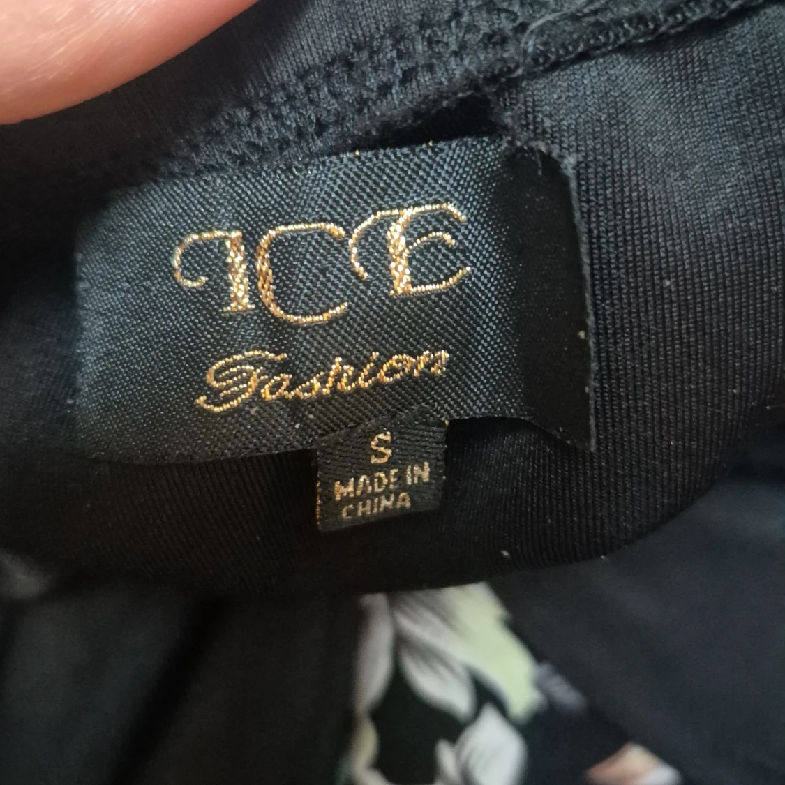 Blommig långklänning från ICE Fashion - 3