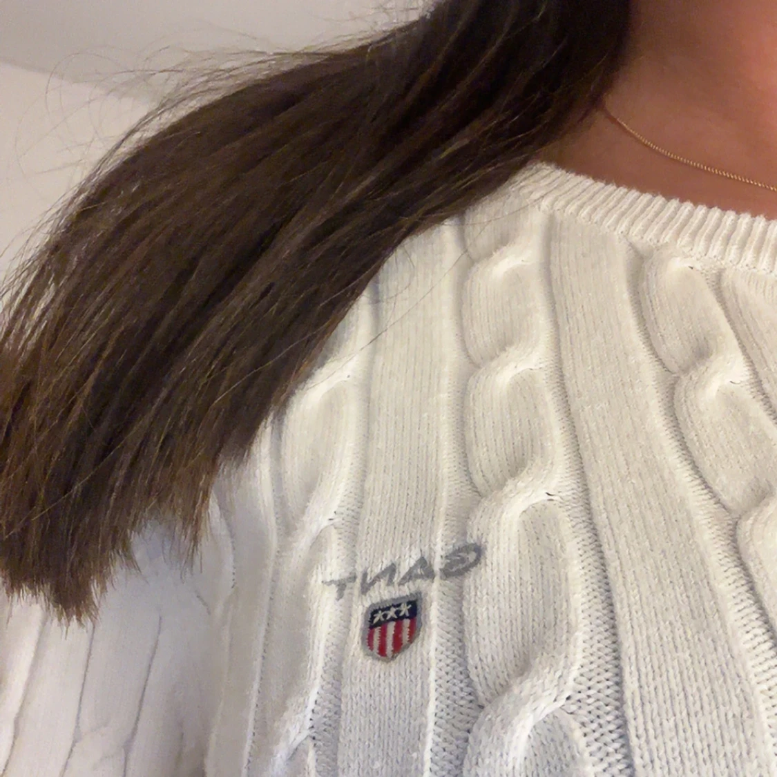 Vit kabelstickad kofta från Gant - 1