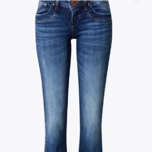 Ltb jeans - Säljer dessa snygga ltb jeans i modell Valerie, jätte bra skick o helt slutsålda på deras hemsida💞💞