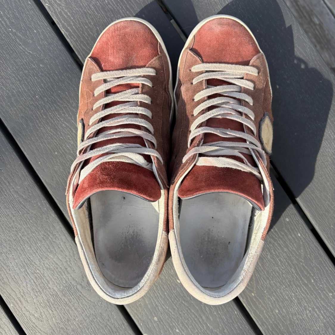 Röda Philippe Model - 2