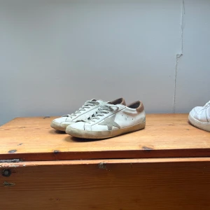 Golden goose superstar - Dustbag och box finns! Skriv för flera frågor 🙌