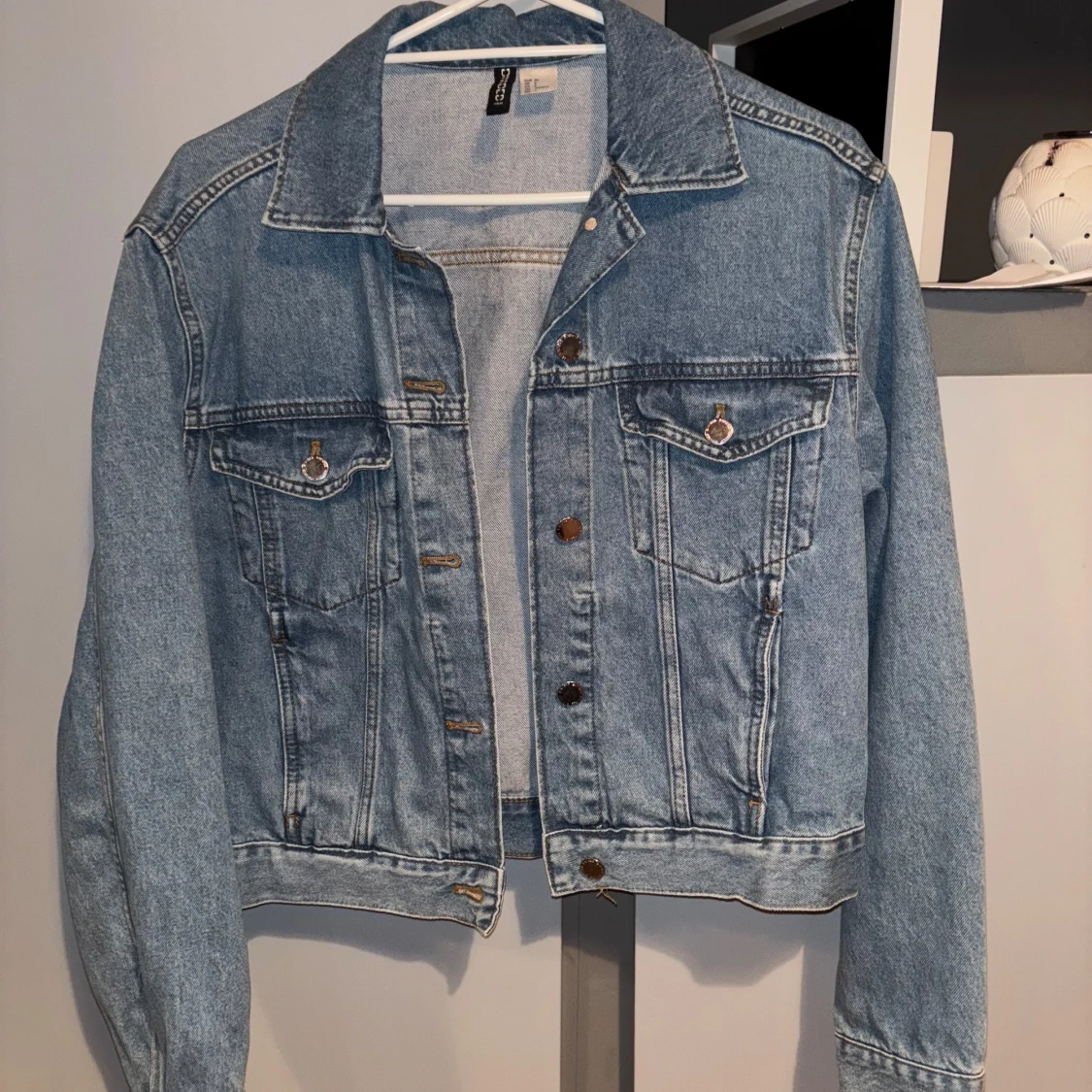 Blå jeansjacka från HM