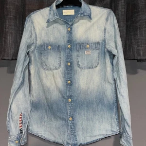 Ralph Lauren - Riktigt fet ralph lauren (denim suply) jeansskjorta. Passar som storlek S. Inte använd mycket alls.