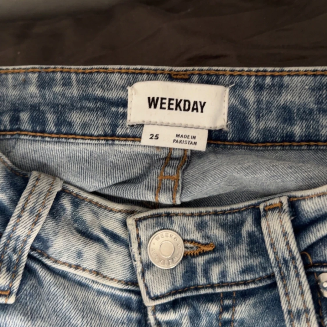 Ljusblå jeans från Weekday - 2
