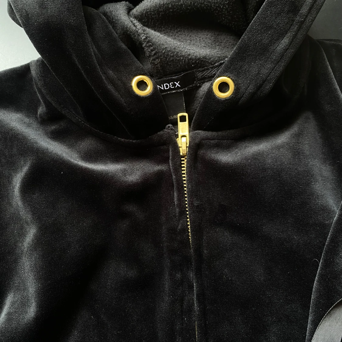 Svart mjukisset från Lindex  - 1