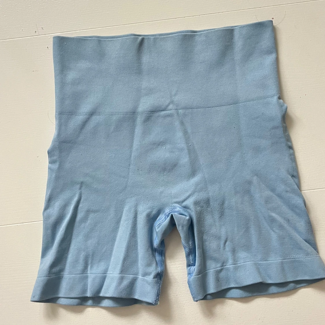 Ljusblå seamless gymshorts - 1