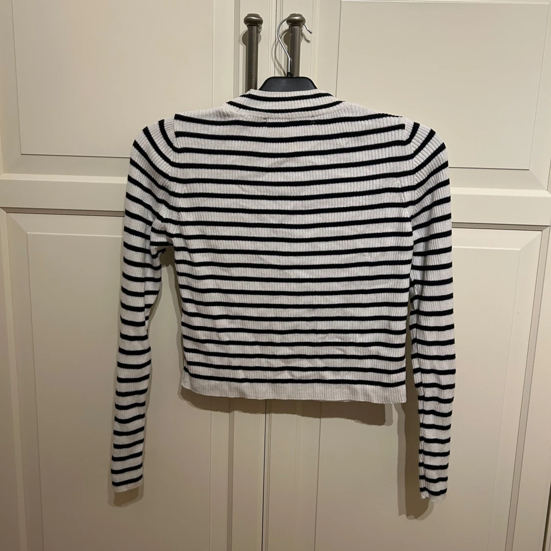 Randig ribbad tröja från BikBok - 2