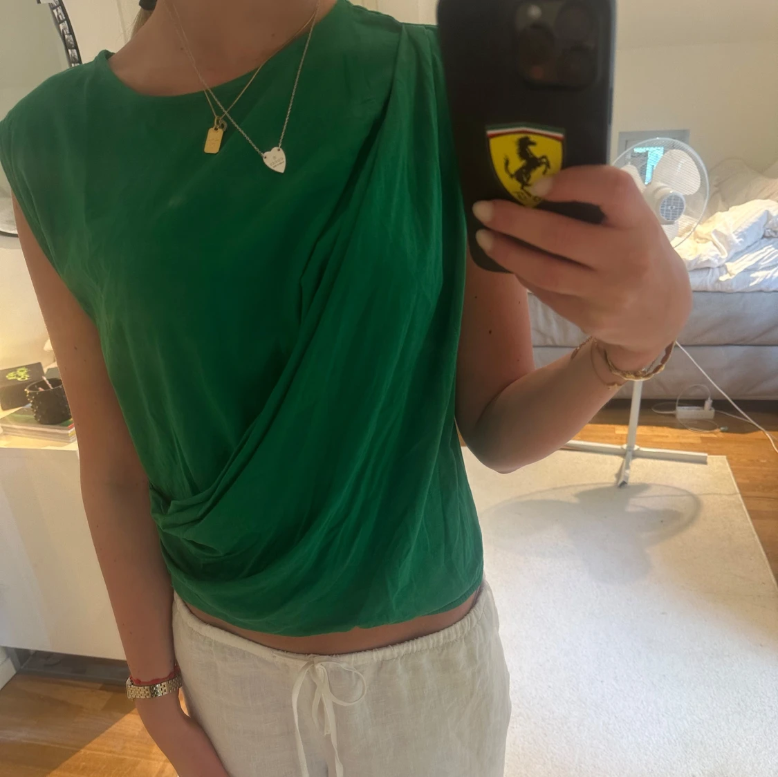 Grön draperad ärmlös topp - 2