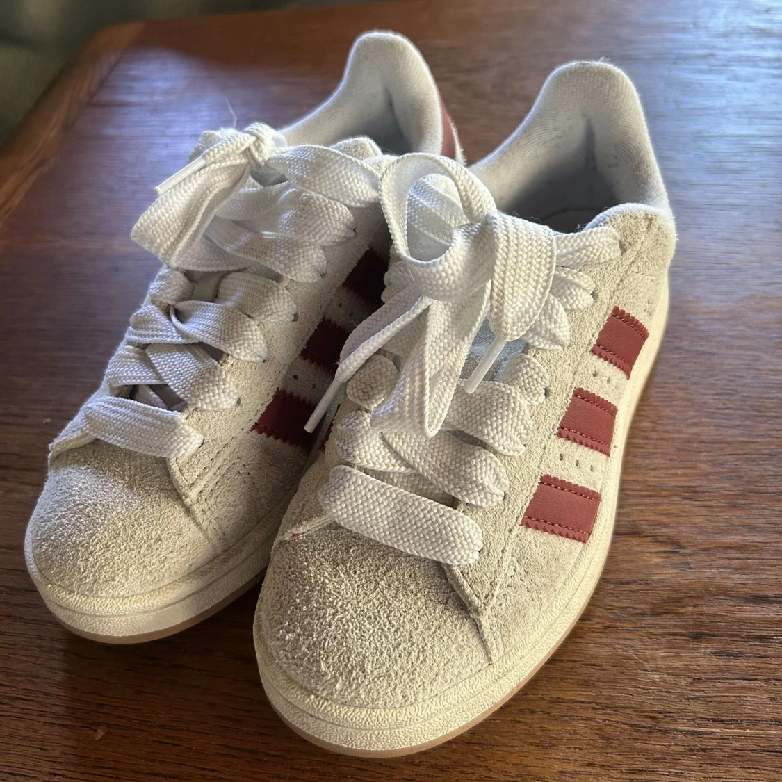 Adidas Campus sneakers vit/röd mocka - 1