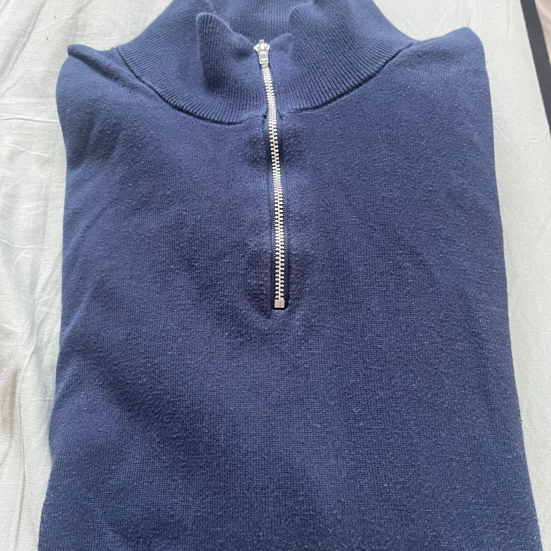 Mörkblå half zip-tröja från Riley - 1