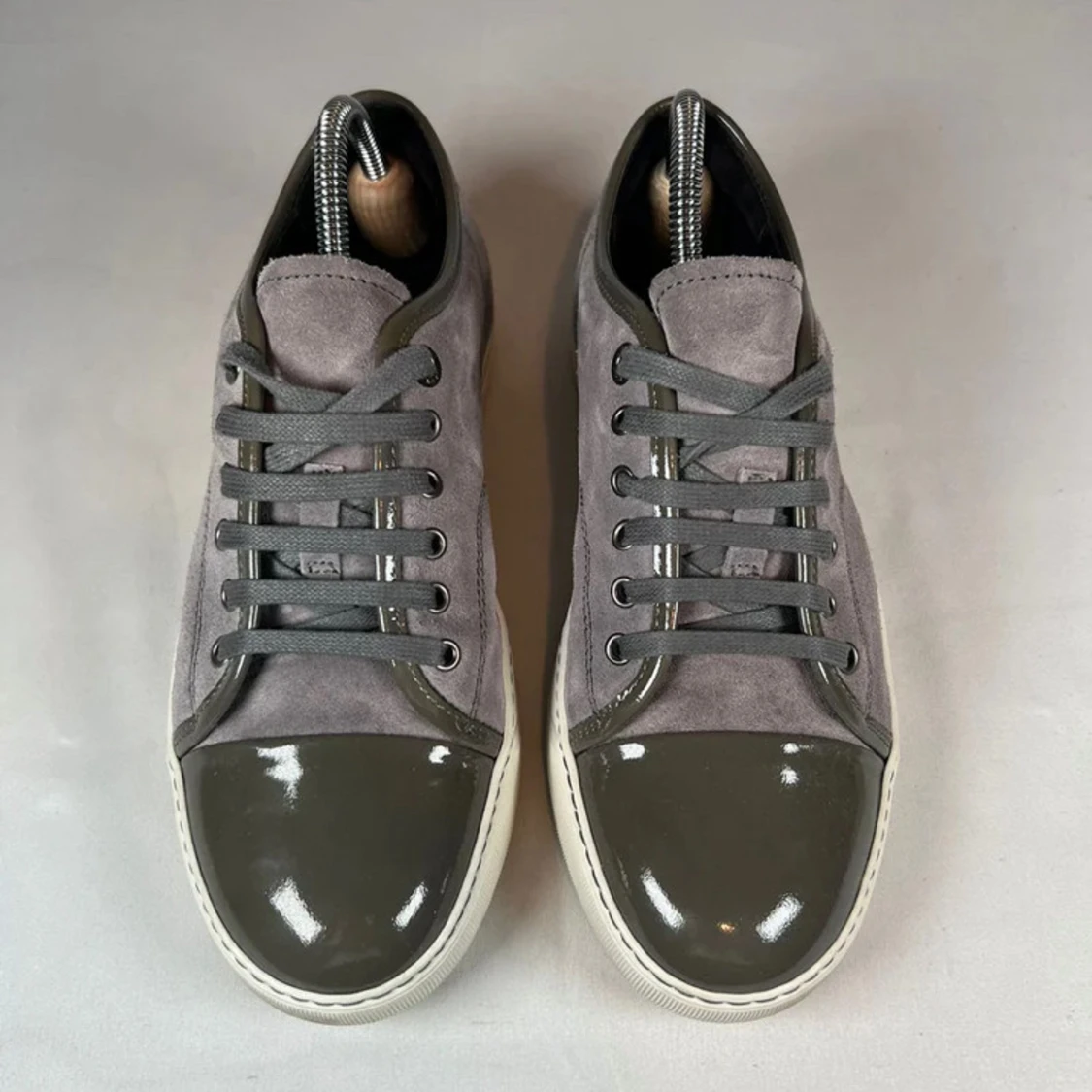 Riktgt feta lanvins grå!