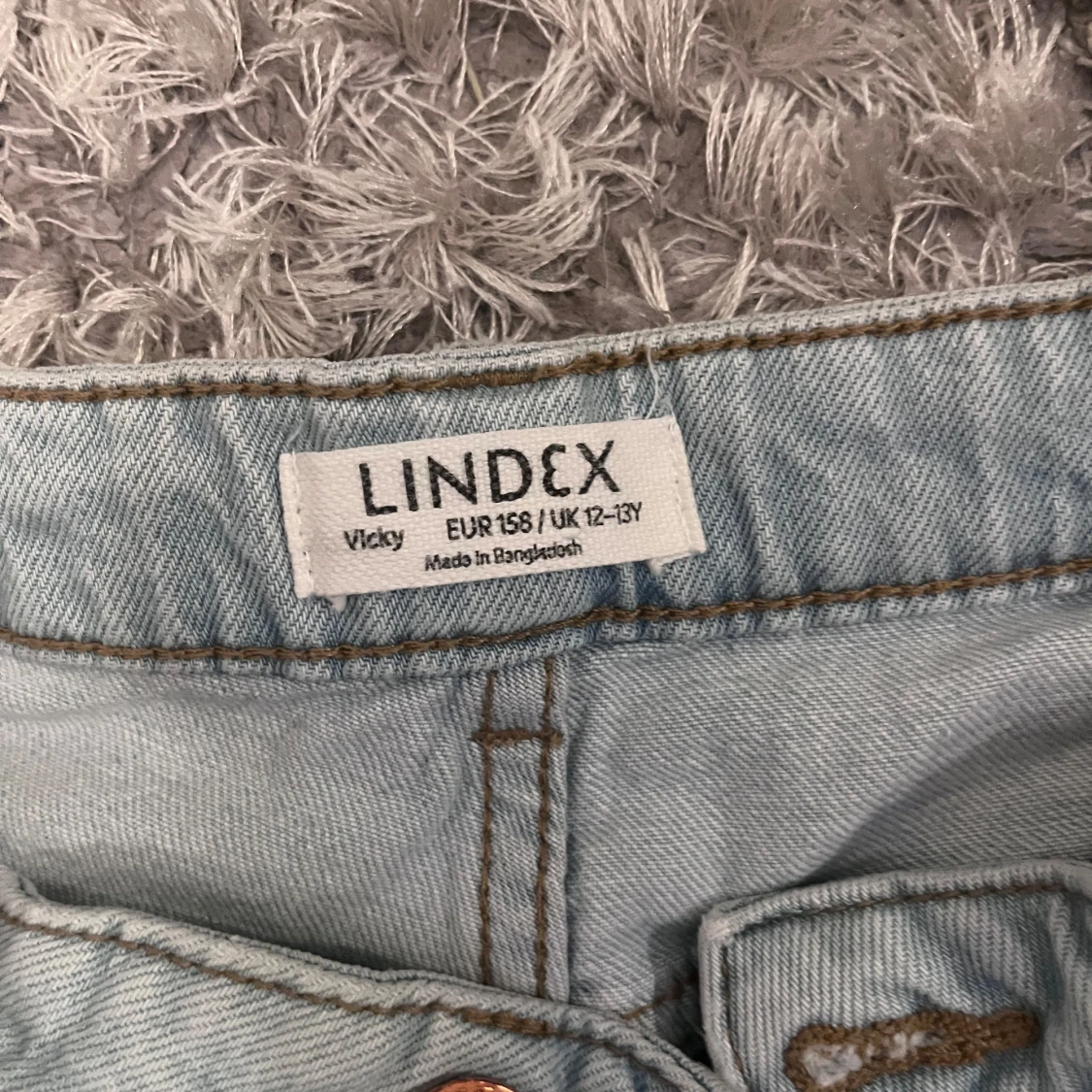 Ljusblå jeansshorts från Lindex - 1