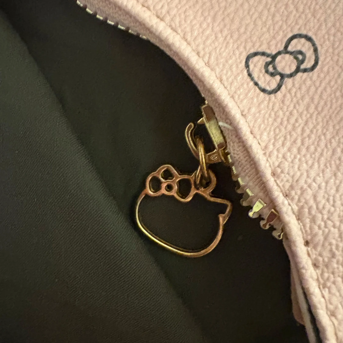 Hello Kitty rosa axelväska - 2