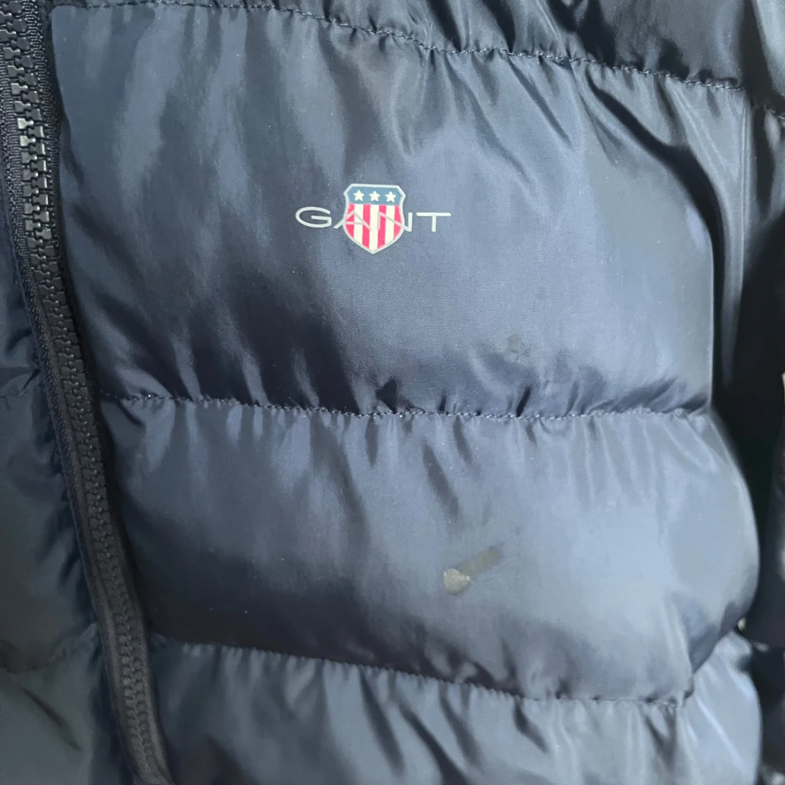 Mörkblå pufferjacka från GANT - 3