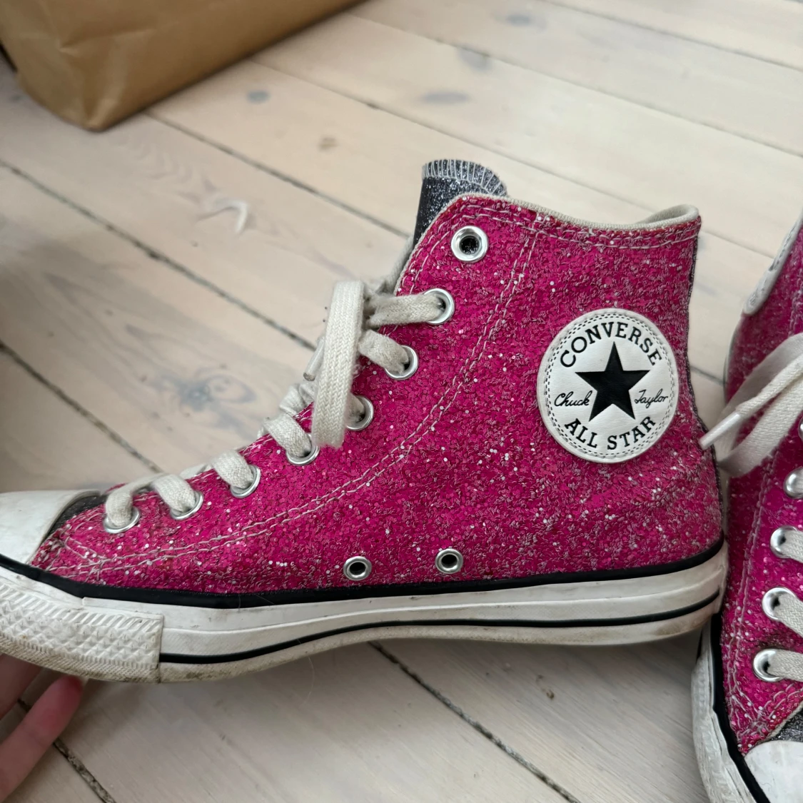 Glittriga rosa Converse All Star - 1