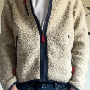 Fleece Patagonia - Storlek S, knappast använd.