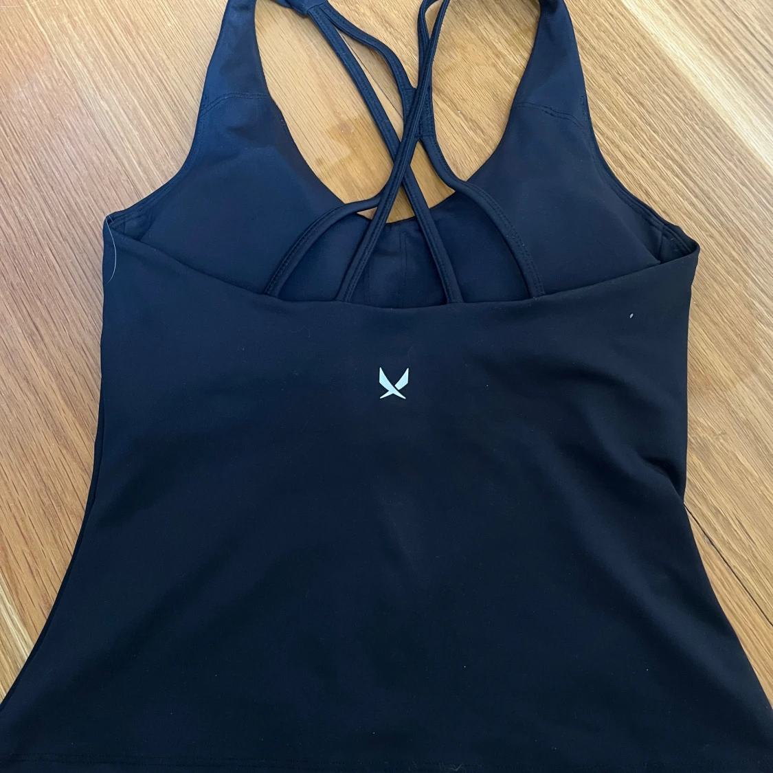 Svart träningstopp från SOC - 1