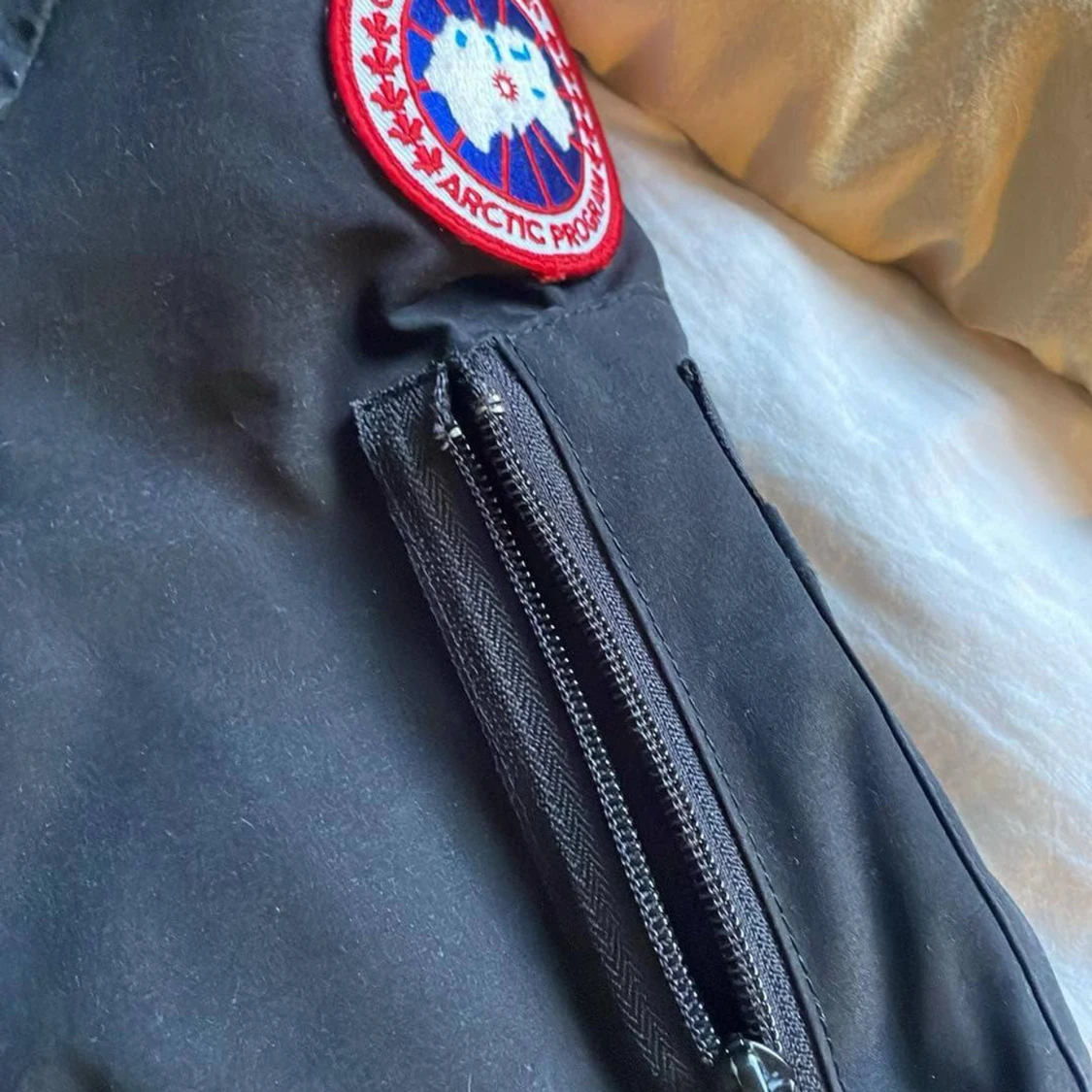 Svart dunjacka från Canada Goose - 1