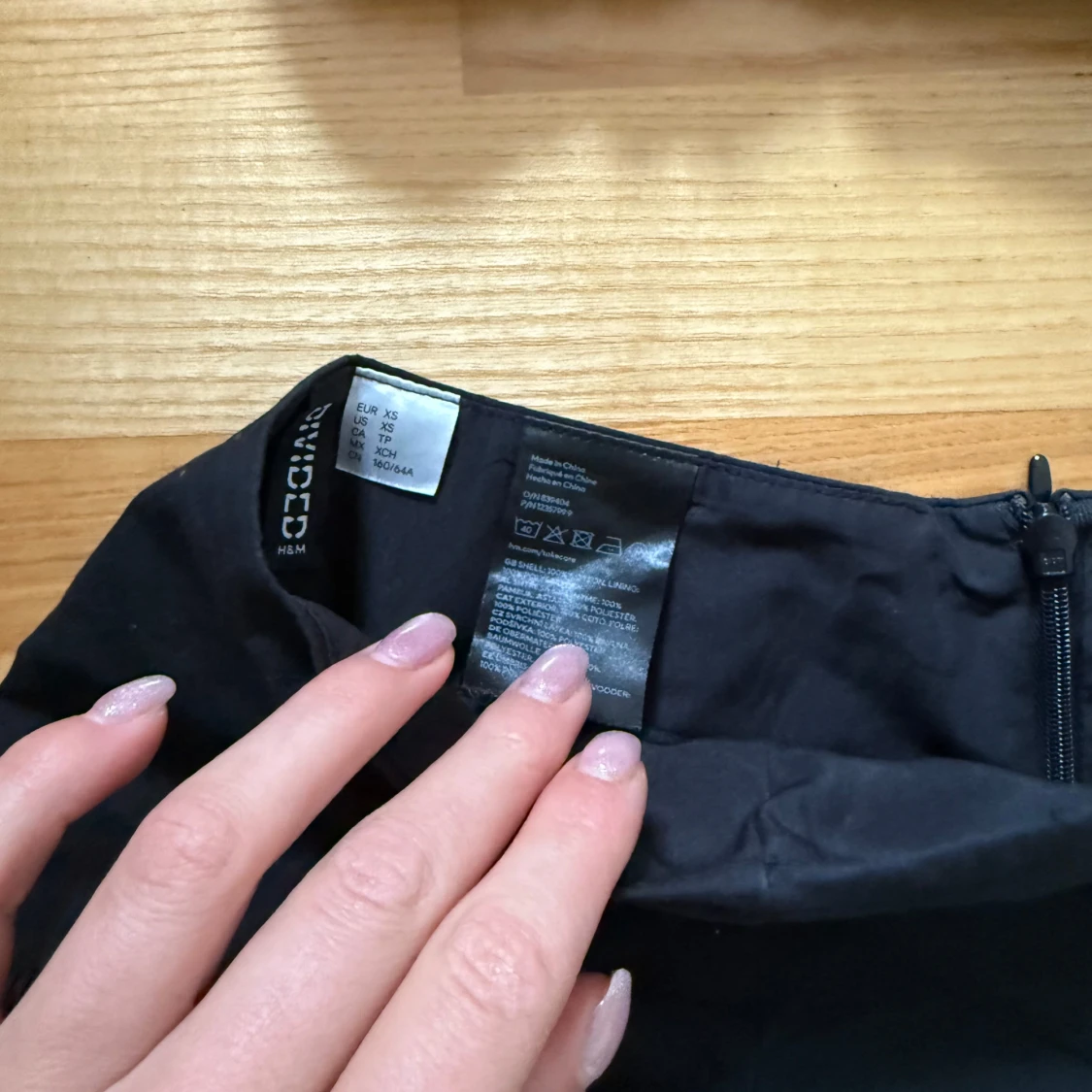 Svart sett med topp och mini kjol från H&M - 2