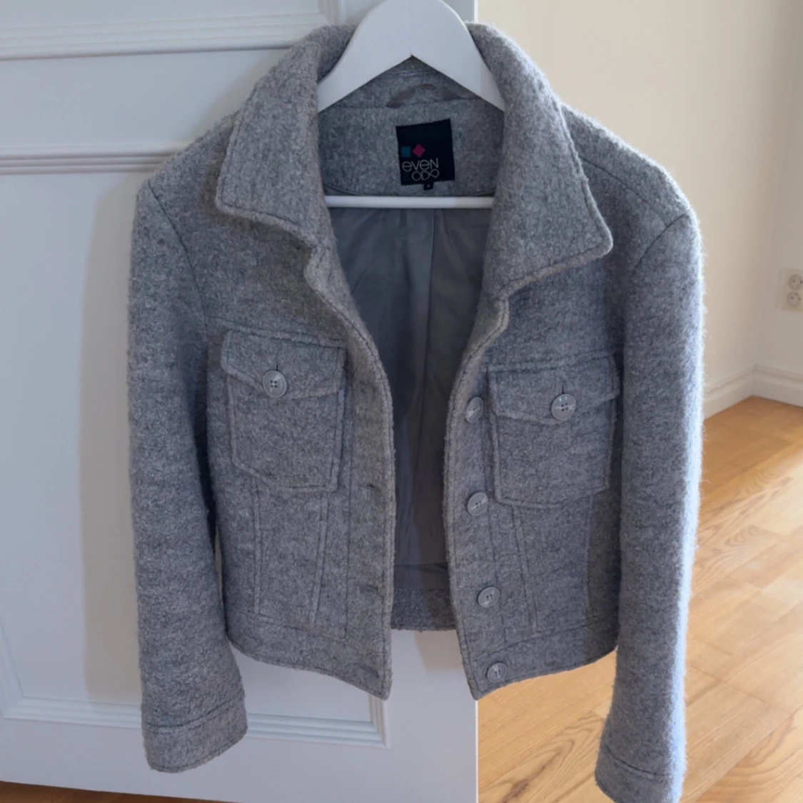 Grå ulljacka från Even&Odd - 2