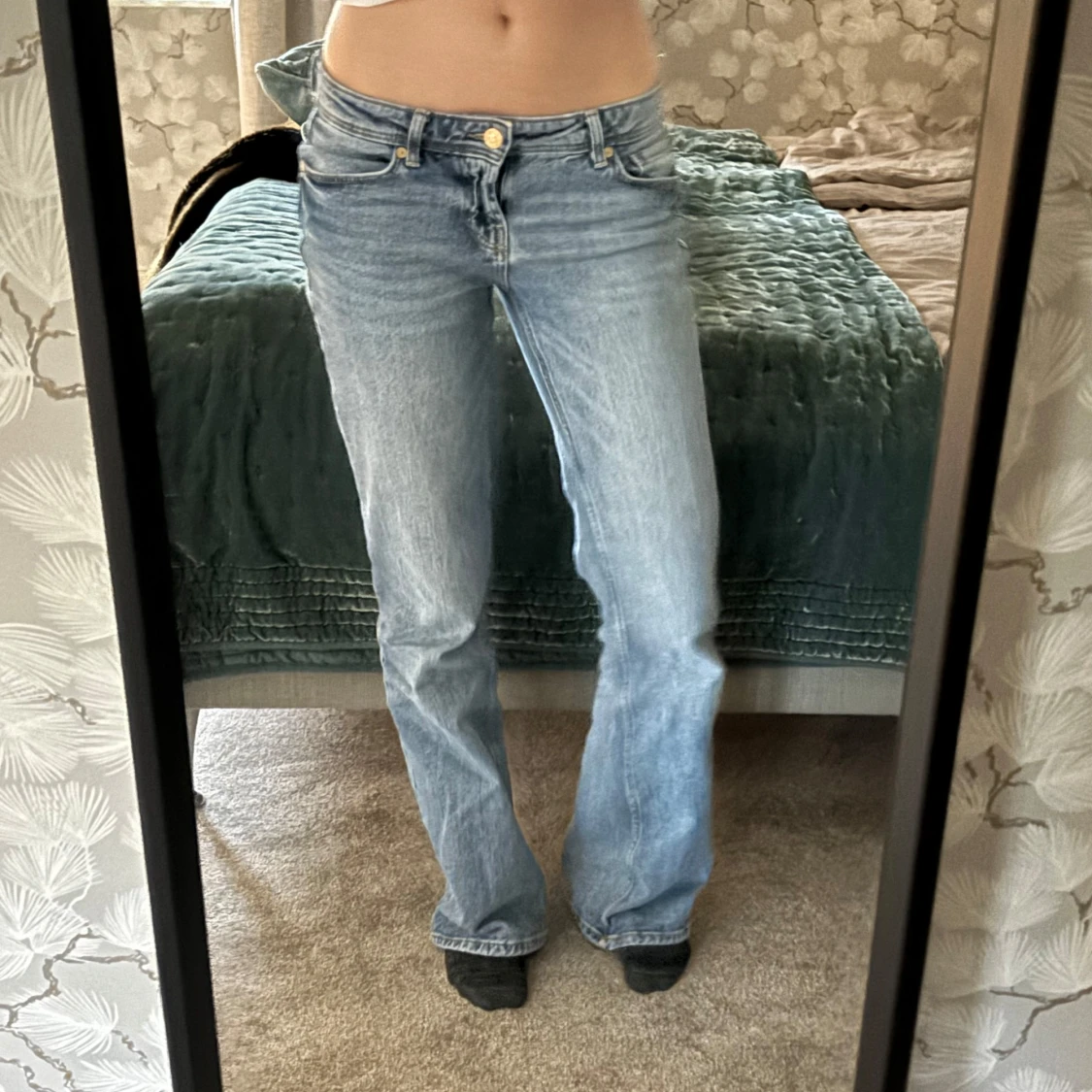 Ljusblå bootcut jeans  - 2