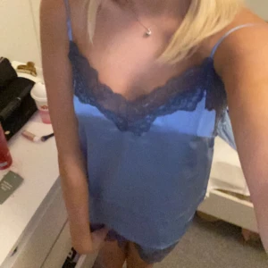 Linne med matchande shorts - Linnet har jag använt till vardags oxå, silkes material 