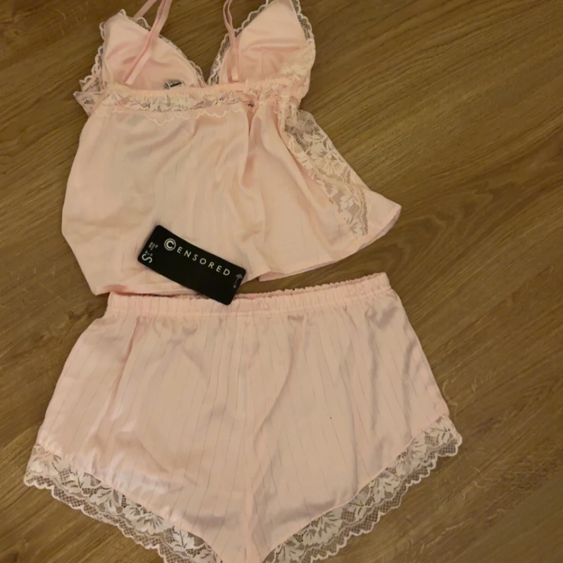 Ljusrosa spetspyjamas  - 1