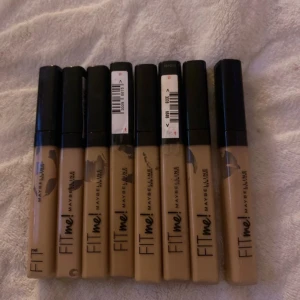 Fit me concealer - 8 stycken fit me concealers, finns inte att köpa just dem här längre då de bytt ut dem, ordienarie pris på dem här är 120kr styck, oanvända