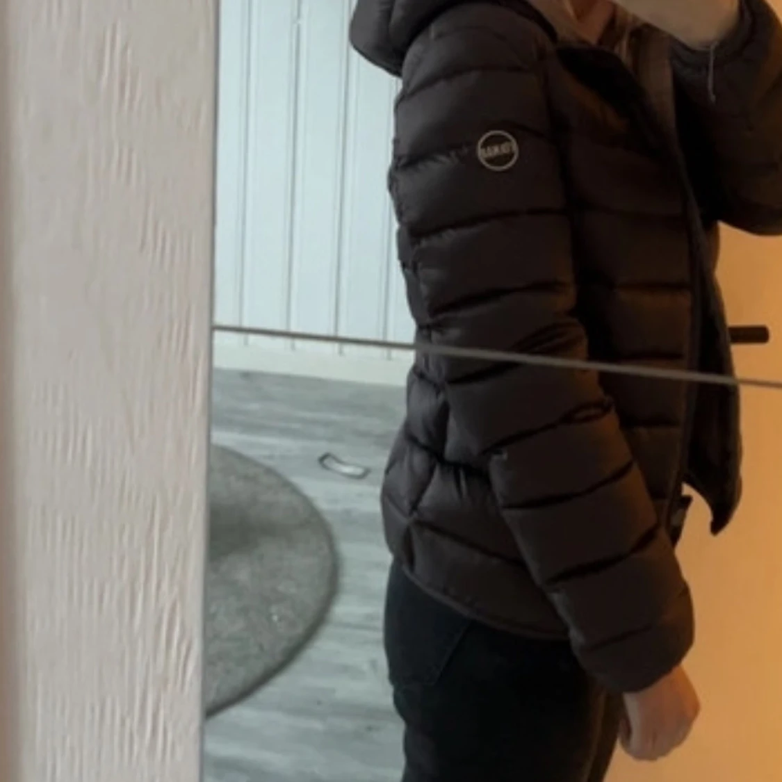 Svart pufferjacka från Colmar