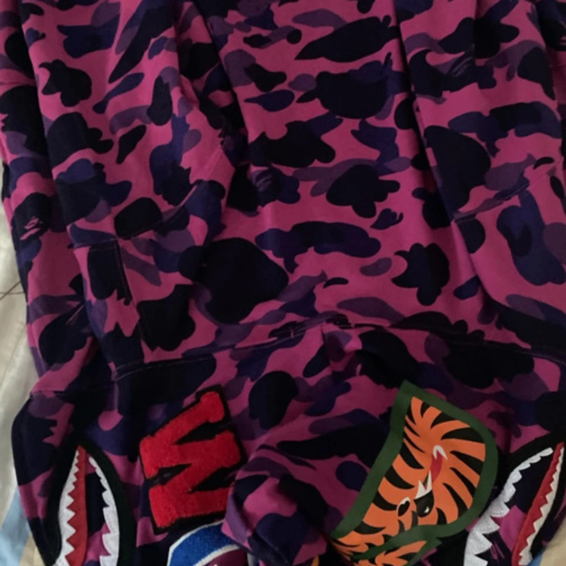 Lila camo hoodie från A Bathing Ape