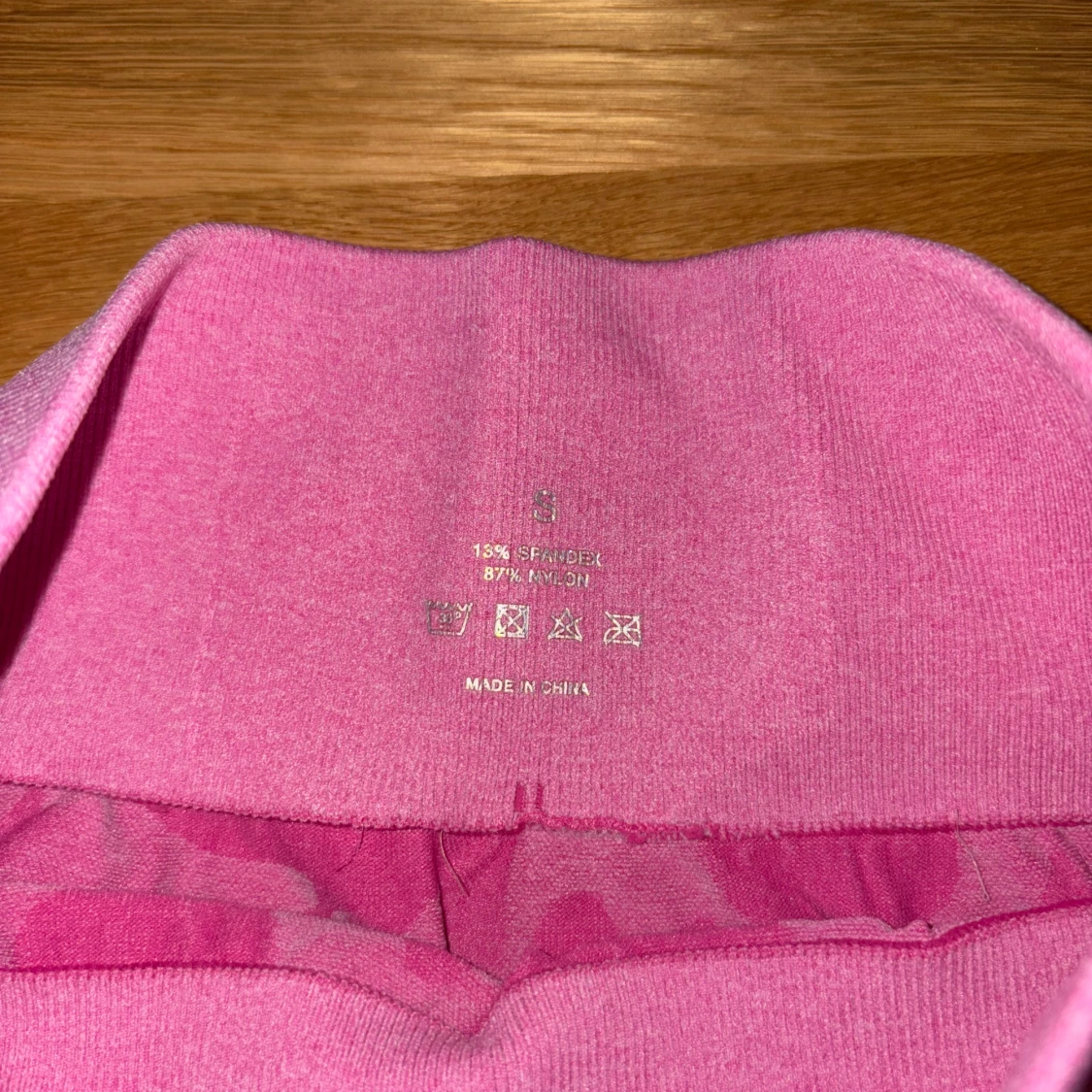 NVGTN bubble gum pink camo seamless shorts - 4