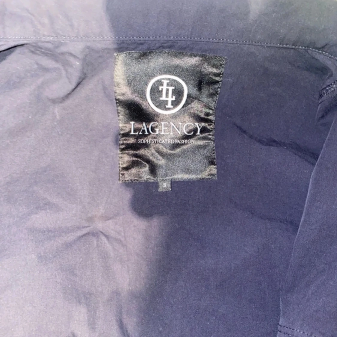 Mörkblå jacka från Lagency - 3