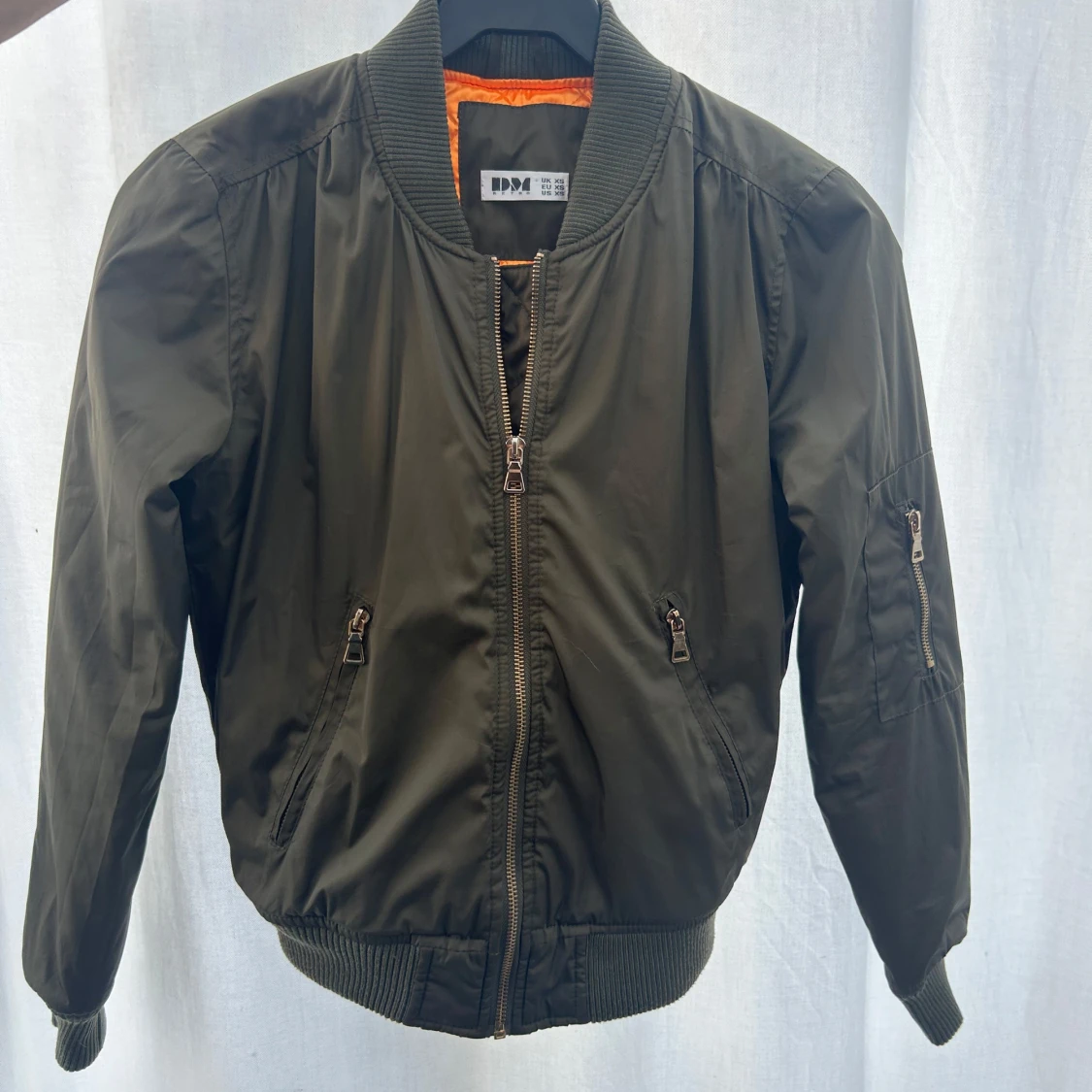 Olivgrön bomberjacka från DM retro - 1