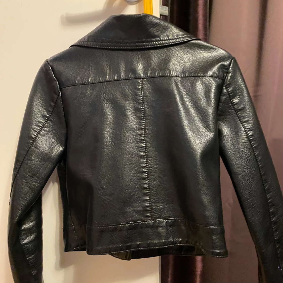 Outwear by Lindex svart jacka, storlek 140 - 2