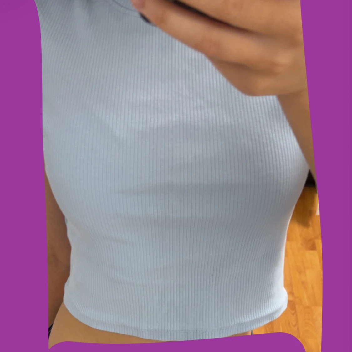 Ljusblå ribbad croppad linnetopp