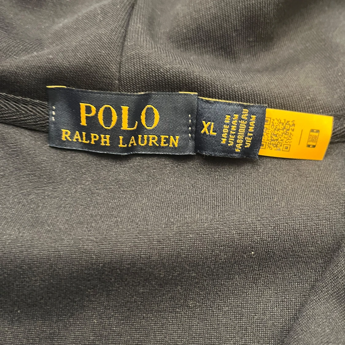 Mörkblå hoodie från Polo Ralph Lauren sitter som L men är XL - 1