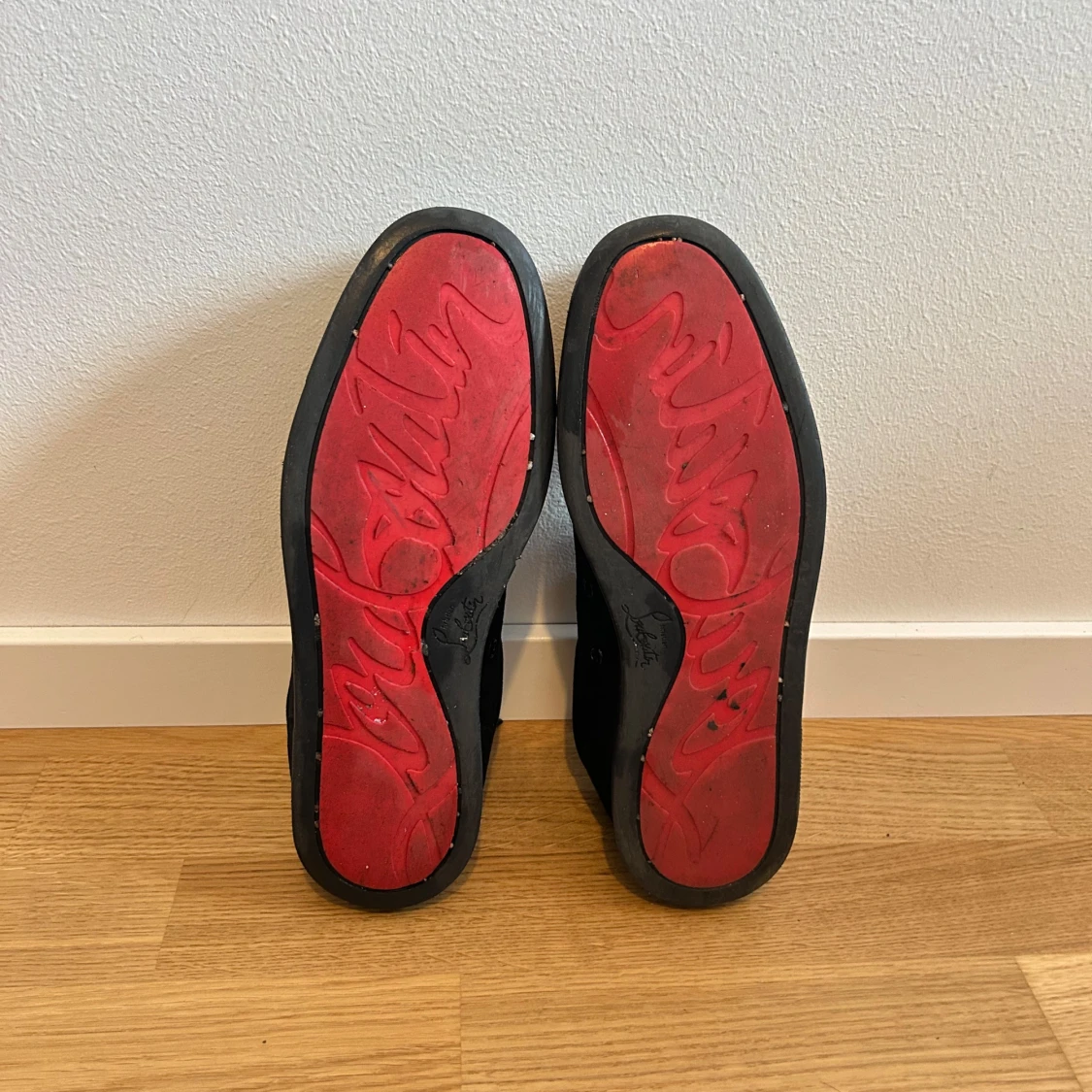 Svarta Louboutins strl 42 - Loubs  - 4