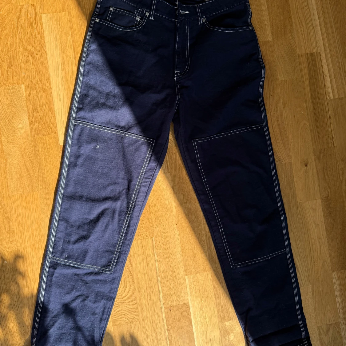 Mörkblå jeansbyxor från Vailent - 1