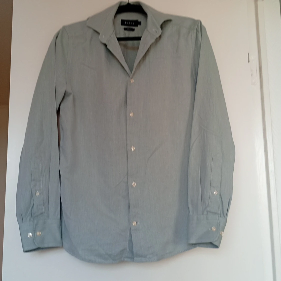 Ljusgröngrå skjorta Riley slim fit S