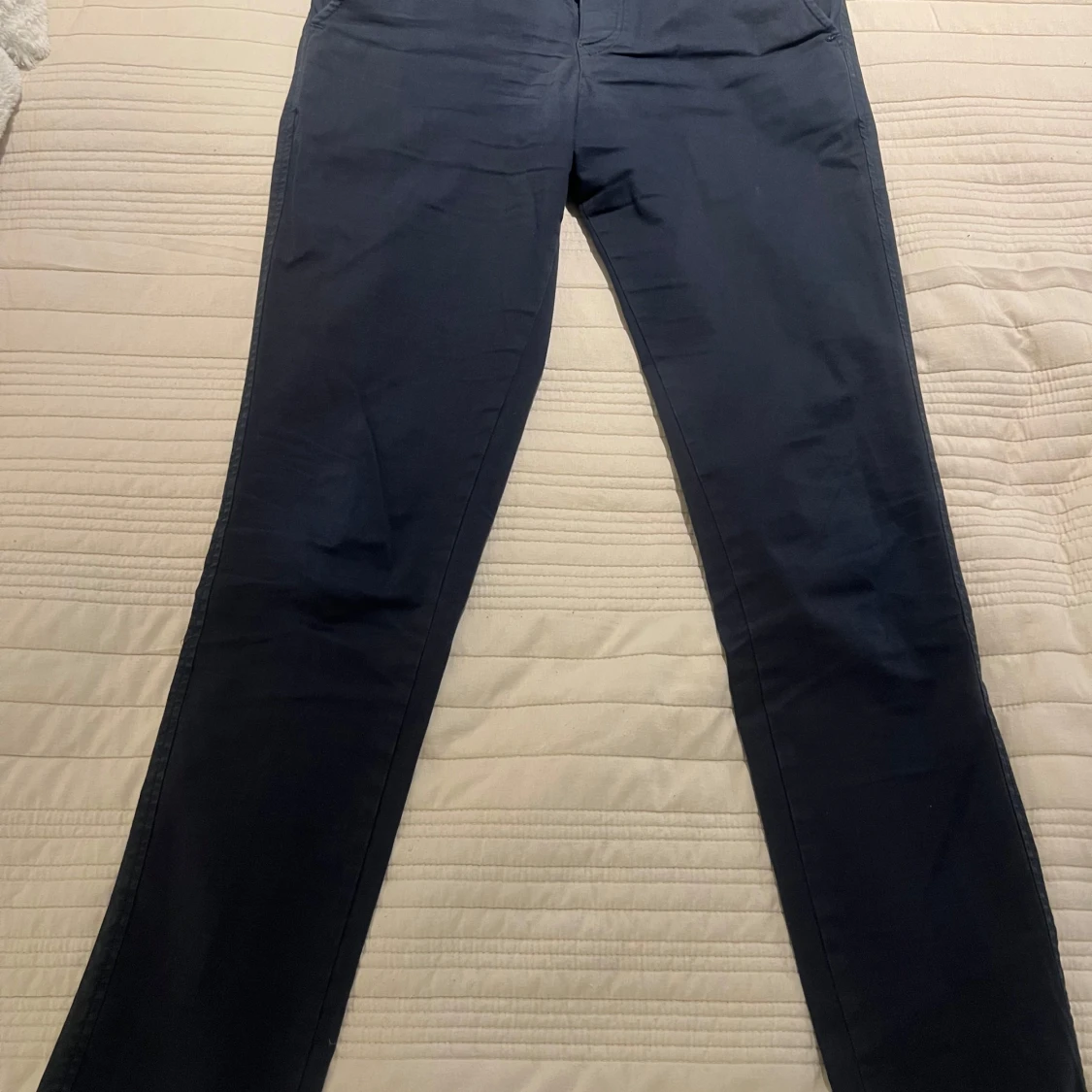 Mörkblåa chinos fr Selected Homme strl 28/30