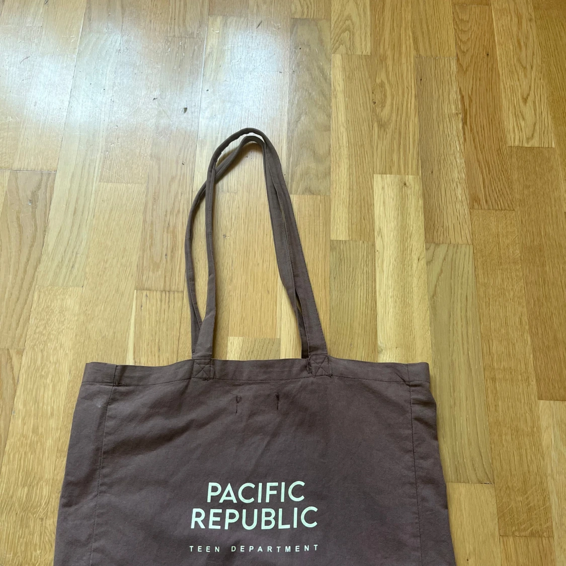 Brun tygväska  från Pull&Bear - 1